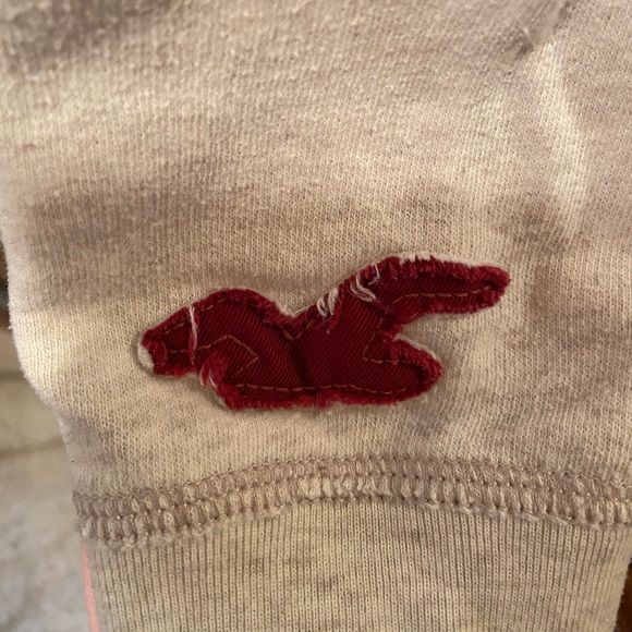 Hollister Hoodie - Picture 3 of 9
